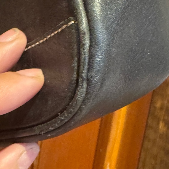 Coach Black Leather Shoulder Tote with White Contrast Stitching L2S-7776 - Picture 9 of 16